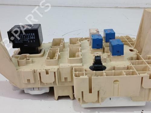 Used Fuse box Fuse box 36924231 36924231