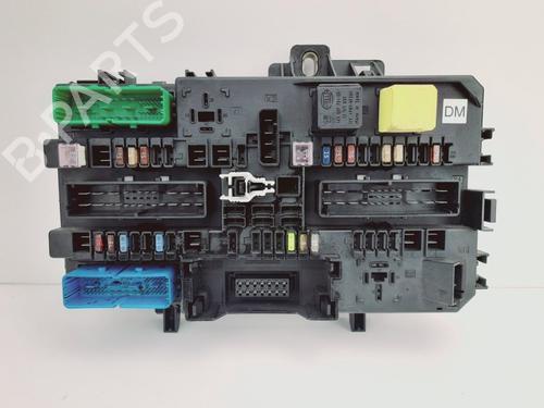 Used Fuse box Fuse box 36919662 36919662