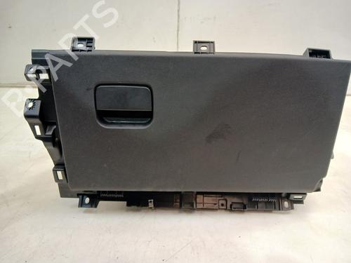 glove-box-land-rover-range-rover-evoque-l551-2018-36925007 main image