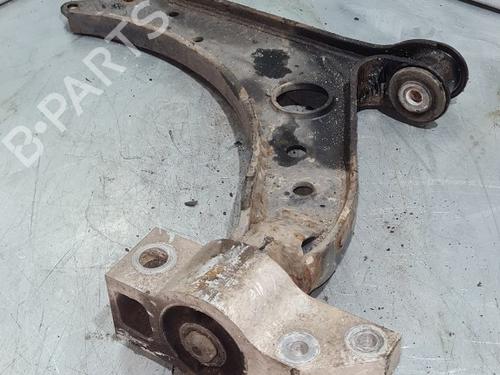 Used Right front suspension arm Right front suspension arm 36918302 36918302