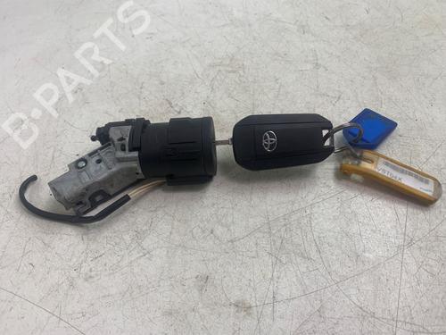 Used Switch Switch TOYOTA PROACE Van (MDZ_) Electric (MDZS, MDZZ) (136 hp) 39943700 39943700