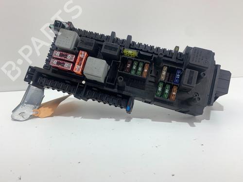 Used Fuse box Fuse box 36919143 36919143