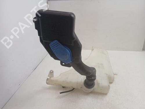 Used Windscreen washer tank Windscreen washer tank AUDI A4 B8 Avant (8K5) 2.0 TDI (136 hp) 39686841 39686841