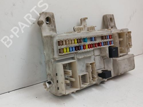 Used Fuse box Fuse box 36957007 36957007