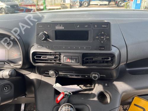 Used Switch Switch CITROËN BERLINGO Box Body/MPV (K9) 1.5 BlueHDi 75 (75 hp) 39908406 39908406