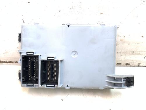 Used Fuse box Fuse box 38434624 38434624