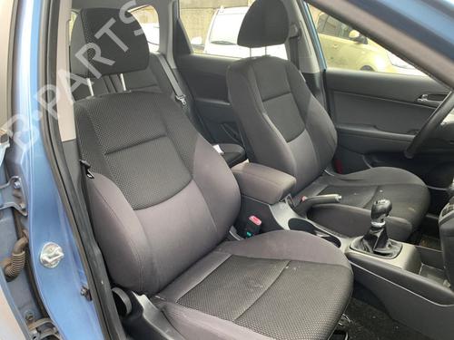rear-left-seatbelt-hyundai-i30-estate-fd-2007-2008-2009-2010-2011-2012-36930578 main image