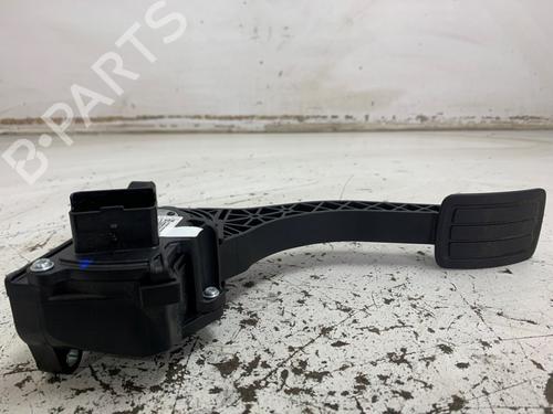 Used Pedal Pedal 36927212 36927212