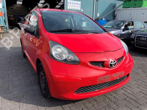 Used Fuel flap Fuel flap TOYOTA AYGO (_B1_) 1.0 (KGB10_, KGB10R) (68 hp) 40279178 40279178