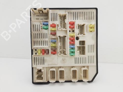 Used Fuse box Fuse box 36919684 36919684