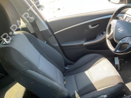 Front left seatbelt HYUNDAI i30 Estate (GD) 1.6 GDI | BP36933468I26 - Image 2