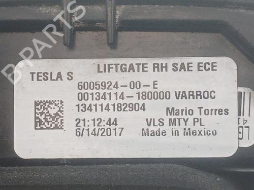 Right taillight TESLA MODEL S (5YJS) 90D AWD | BP38757922C35 - Image 7