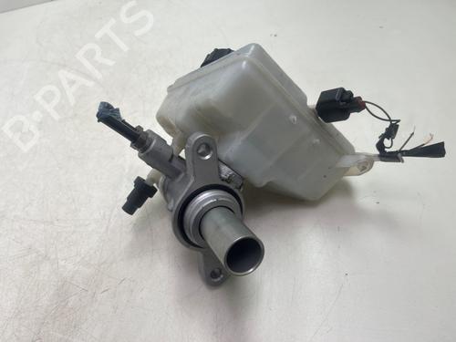 Brake master cylinder JAGUAR XE (X760) 2.0 D | BP39943637M77 - Image 2