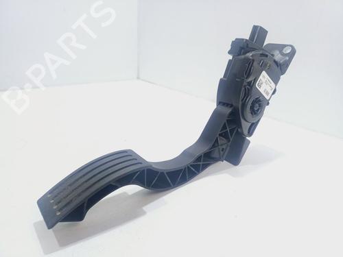 pedal-volvo-v40-hatchback-525-2012-2013-2014-2015-2016-2017-2018-2019-36920266 main image