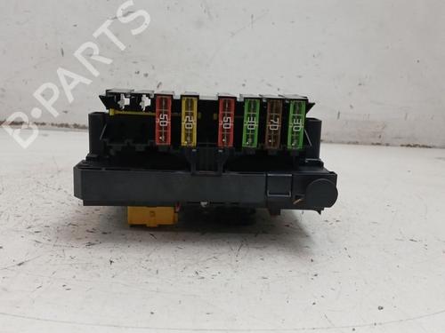 Used Fuse box Fuse box 36931102 36931102