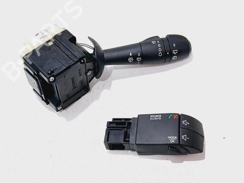 steering-column-stalk-renault-trafic-iii-van-fg_-2014-36921376 main image
