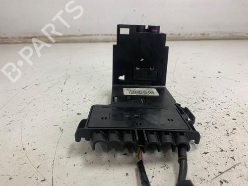 Used Fuse box Fuse box 36926963 36926963