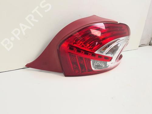 Used Right taillight Right taillight 37261417 37261417