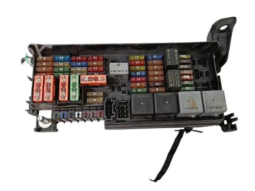 Used Fuse box Fuse box 38553964 38553964