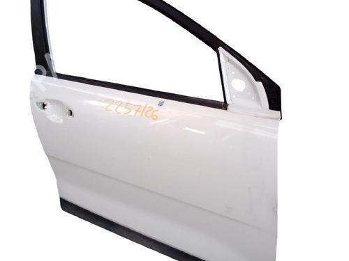 right-front-door-kia-stonic-yb-2017-38205197 main image