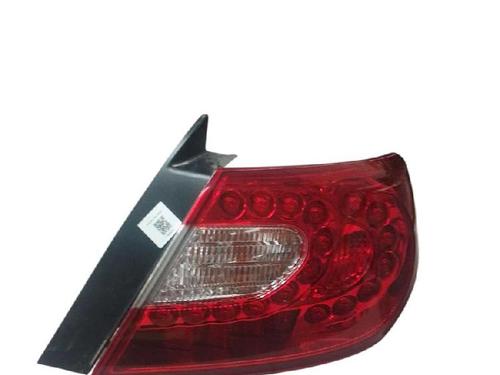 right-taillight-infiniti-m-y51-2010-38209930 main image