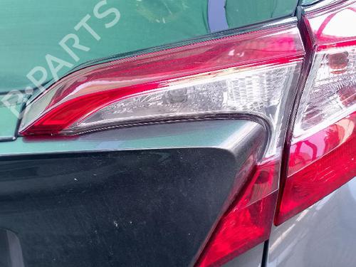 right-tailgate-light-toyota-c-hr-_x1_-2016-38555438 main image