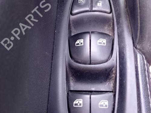Used Left front window switch Left front window switch 38222286 38222286