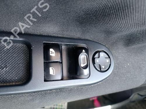 Used Left front window switch Left front window switch 38221370 38221370
