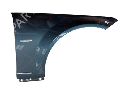 right-front-fenders-mercedes-benz-c-class-w204-2007-2008-2009-2010-2011-2012-2013-2014-2015-38205700 main image