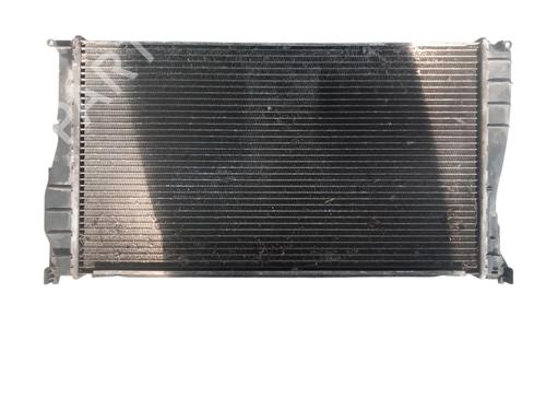 Used Water radiator Water radiator BMW 3 Touring (E91) 320 d (150 hp) 38435824 38435824