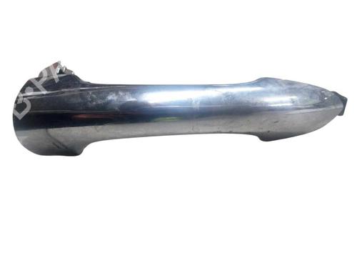 front-left-exterior-door-handle-kia-carens-iv-2013-38211390 main image