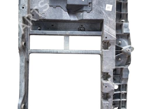 frontpladefrontkurv-citroen-c4-cactus-2014-38218556 main image