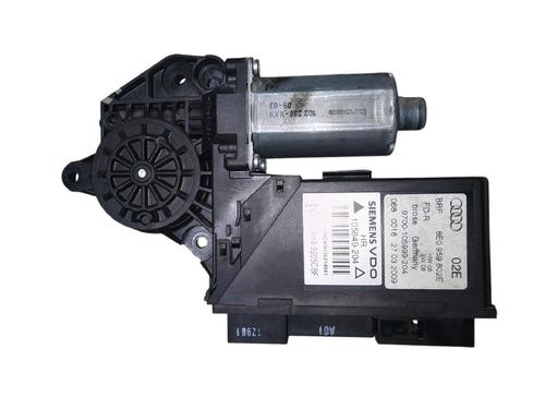Motor elevalunas trasero derecho Motor elevalunas trasero derecho 39021668 39021668