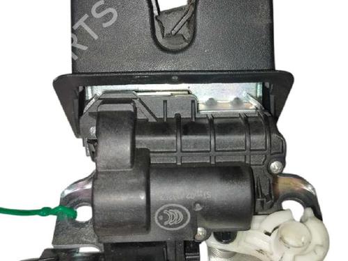 Tailgate lock VW T-ROC (A11, D11) 1.0 TSI | BP38207938C101 - Image 2