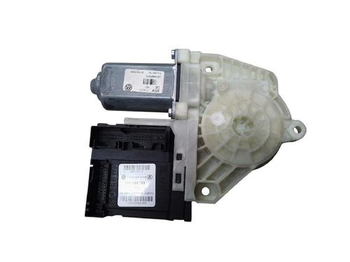 Left front window motor VW GOLF PLUS V (5M1, 521) 1.6 TDI | BP38222424E21 - Image 2