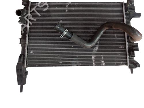 water-radiator-ford-focus-iii-2010-2011-2012-2013-2014-2015-2016-2017-2018-2019-2020-38218012 main image