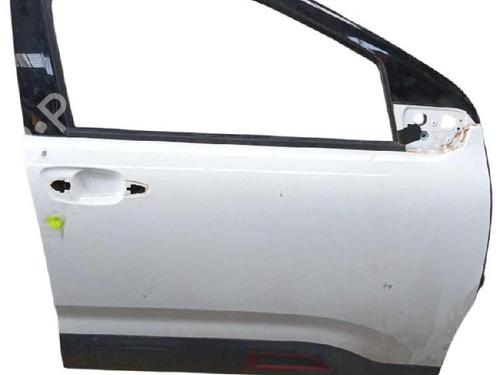 right-front-door-citroen-c4-cactus-2014-38216190 main image