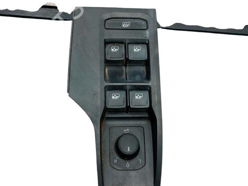 Used Left front window switch Left front window switch 38223357 38223357