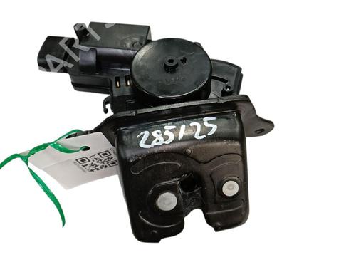 tailgate-lock-toyota-c-hr-_x1_-2016-38554112 main image
