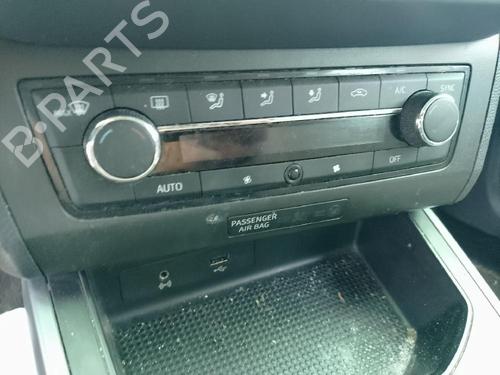 Used Climate control Climate control 38206234 38206234