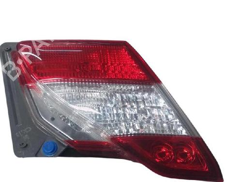 left-tailgate-light-infiniti-m-y51-2010-38209942 main image