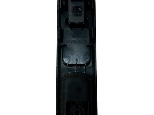 Used Right front window switch Right front window switch 38553635 38553635