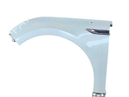 Used Left front fenders Left front fenders 38213204 38213204