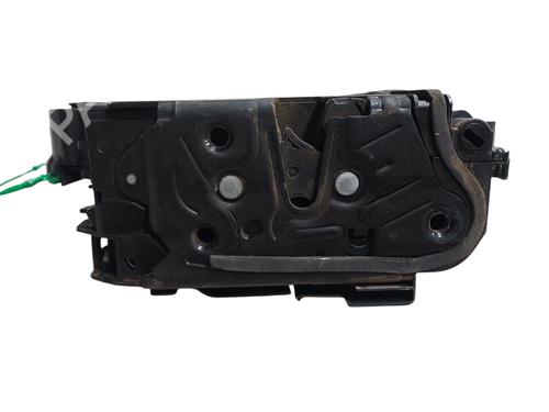 front-right-lock-seat-arona-kj7-kjp-2017-38220779 main image