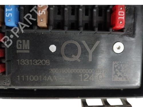 Fuse box OPEL ASTRA J (P10) 2.0 CDTI (68) | BP38554004E1 - Image 3