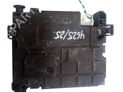 Fuse box CITROËN C4 II (NC_) 1.6 HDi 110 | BP38219583E1 - Image 3