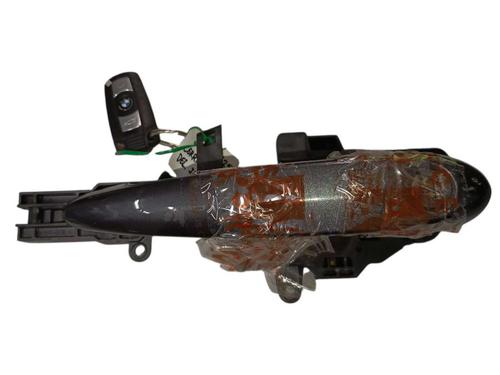 Used Front left exterior door handle Front left exterior door handle 38217326 38217326