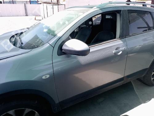 Used Left front door Left front door 38223269 38223269