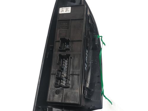 Left front window switch NISSAN JUKE (F15) 1.2 DIG-T | BP38209138I27 - Image 2