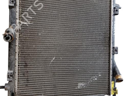 water-radiator-chrysler-pt-cruiser-pt_-2000-2001-2002-2003-2004-2005-2006-2007-2008-2009-2010-38214607 main image